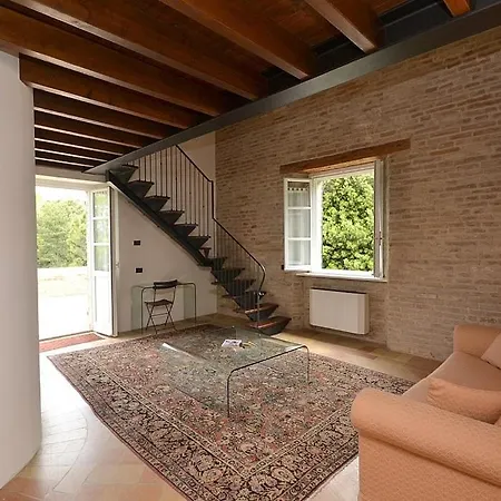 Sleeps 14 Pool Wifi Montemaggiore al Metauro