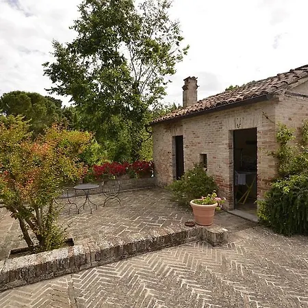 Villa Sleeps 14 Pool Wifi Montemaggiore al Metauro