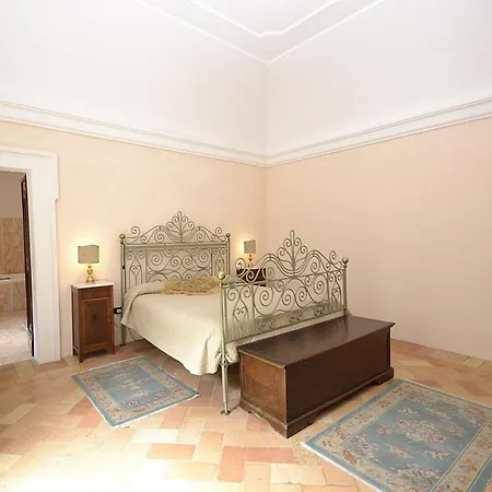 Sleeps 14 Pool Wifi Villa