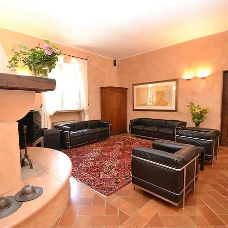 Sleeps 14 Pool Wifi Montemaggiore al Metauro
