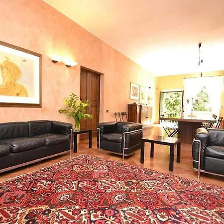 Sleeps 14 Pool Wifi Villa