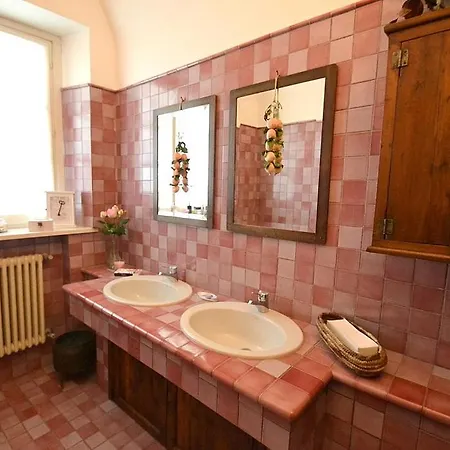 Sleeps 14 Pool Wifi Montemaggiore al Metauro